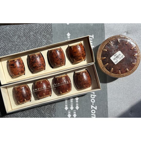 Pier 1~ 8 Handmade Barrel Raffia Tamarind Napkin Rings & 6 Coasters/14 pieces - Picture 1 of 16